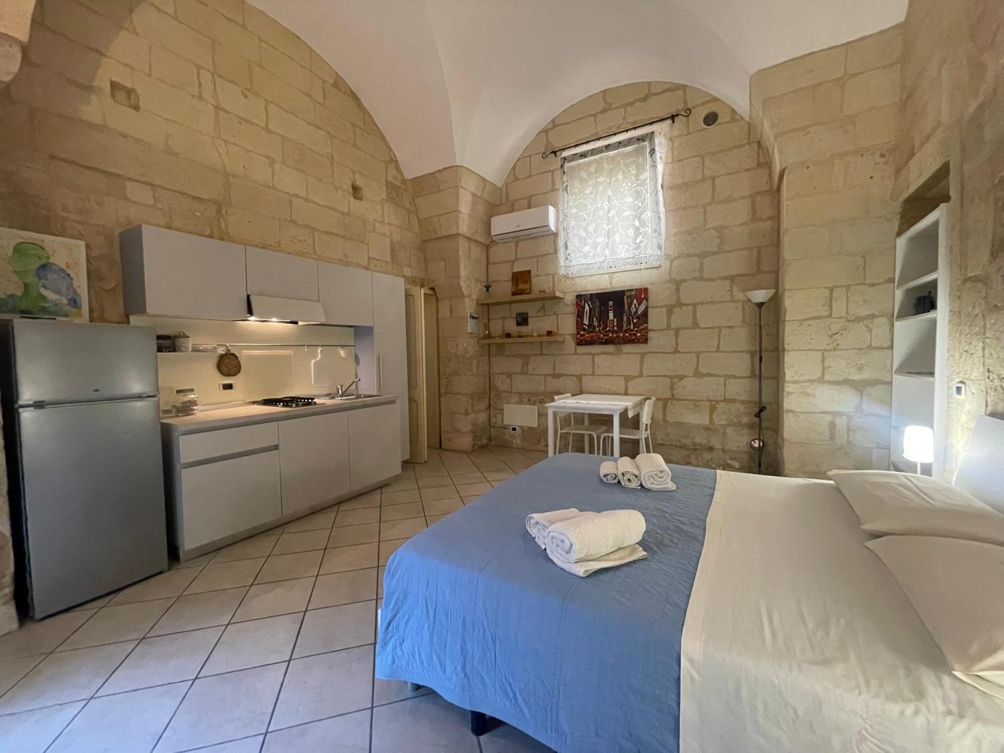Casa Fortunato Corte Adorni Lecce Bagian luar foto